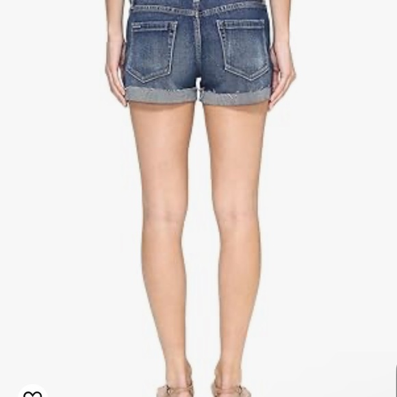 NWT BLANKNYC The Fulton Women’s Denim Distressed Cuffed Short Size 29 - Picture 2 of 6